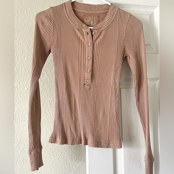 aerie Tops - Aerie long sleeve top